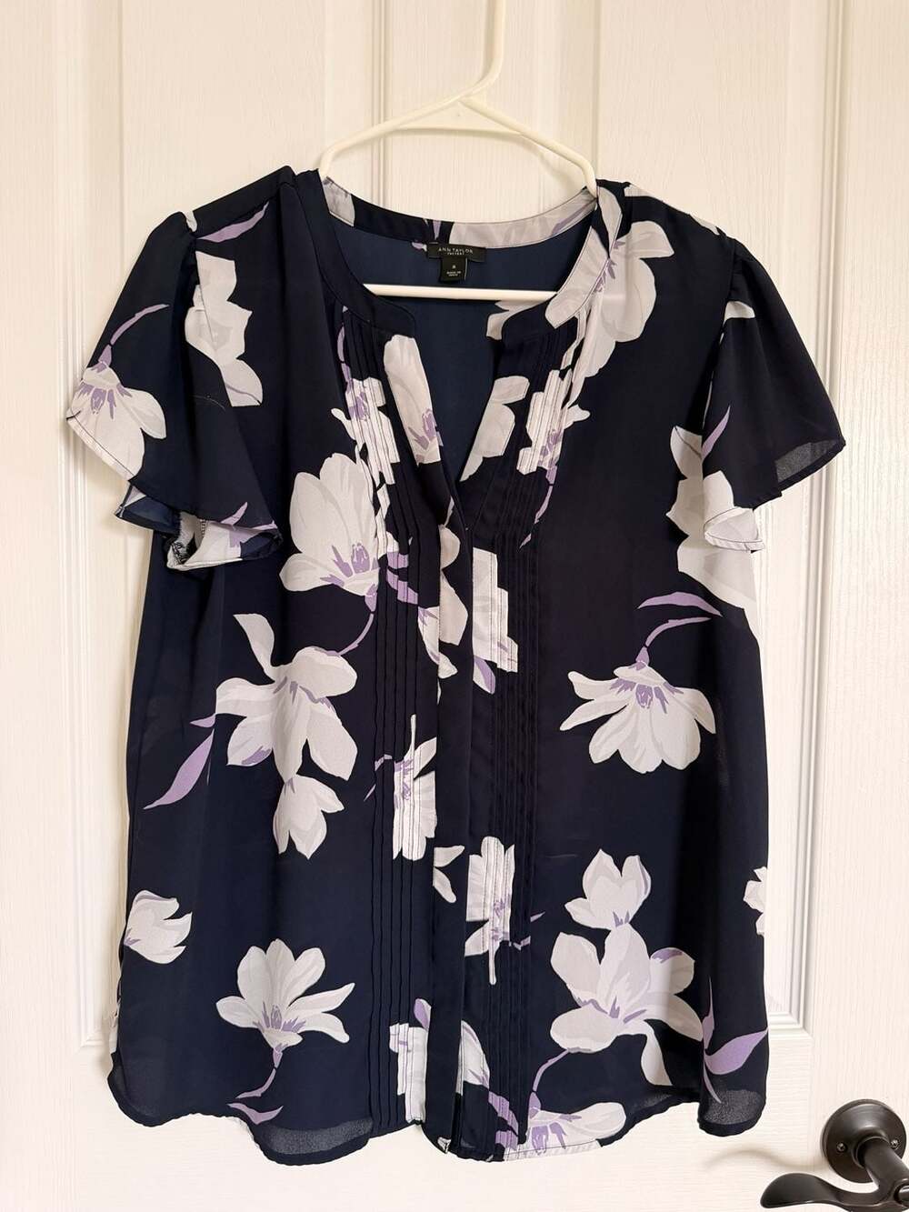 Ann Taylor Factory Floral Flutter Sleeve Blouse Size M